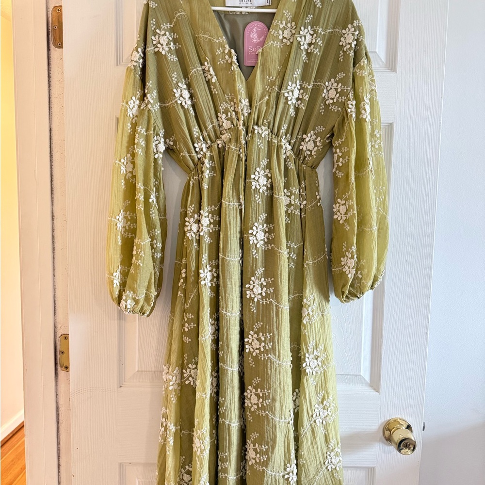 Elegant Olive Floral Maxi Dress